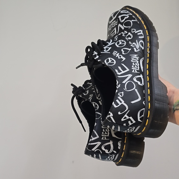 Dr.Martens 1461 Script Peace Love Freedom Black Oxford Shoes - Picture 5 of 11